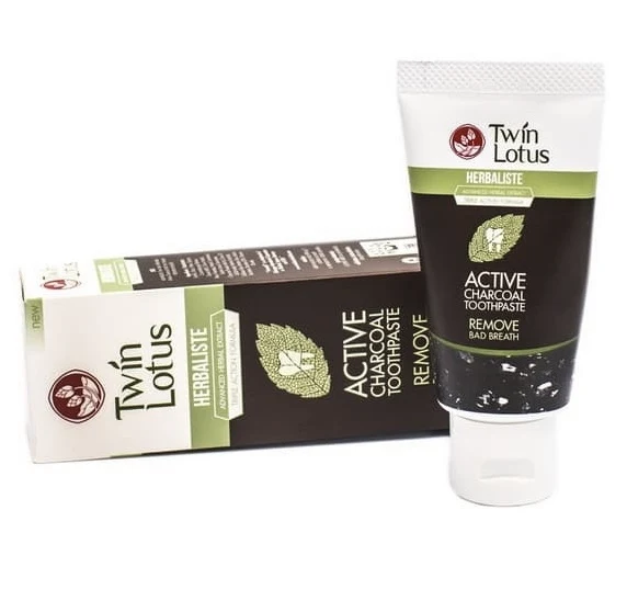 Черная натуральная зубная паста с бамбуковым углем Twin Lotus Charcoal, 50 гр